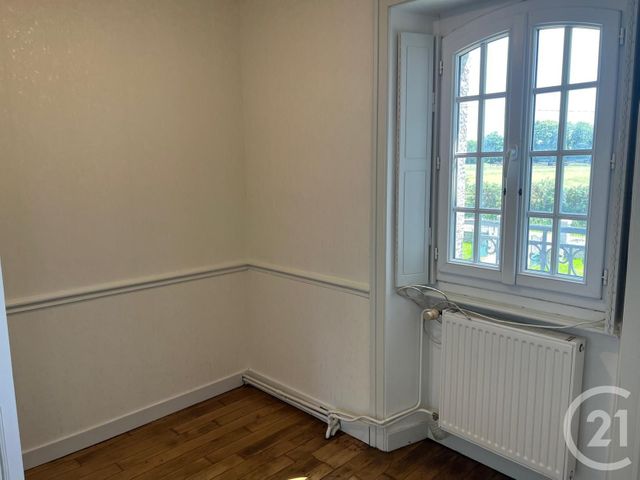 maison à louer - 5 pièces - 115.0 m2 - LUITRE DOMPIERRE - 35 - BRETAGNE - Century 21 Gambetta