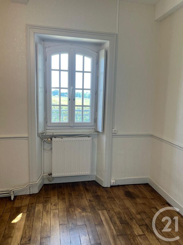 maison à louer - 5 pièces - 115.0 m2 - LUITRE DOMPIERRE - 35 - BRETAGNE - Century 21 Gambetta