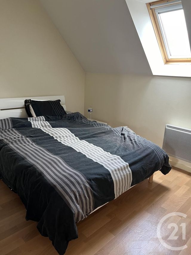 Appartement à louer - 2 pièces - 27.6 m2 - FOUGERES - 35 - BRETAGNE - Century 21 Gambetta