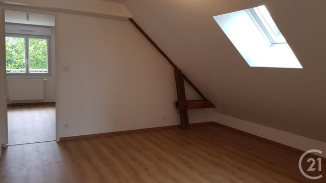 maison à louer - 5 pièces - 121.64 m2 - ST GERMAIN EN COGLES - 35 - BRETAGNE - Century 21 Gambetta