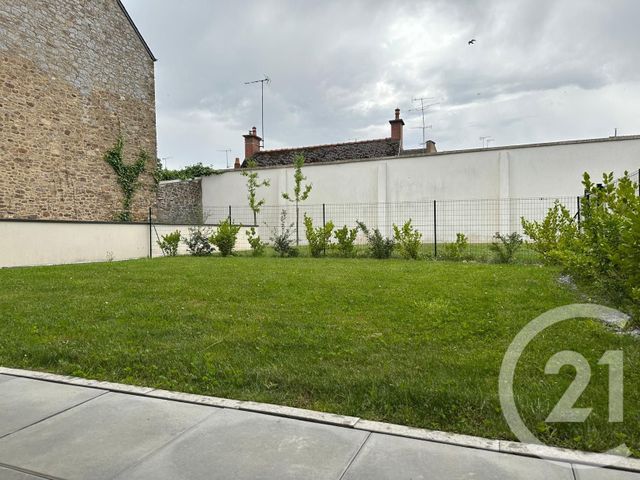 Appartement F5 à vendre - 5 pièces - 106.19 m2 - FOUGERES - 35 - BRETAGNE - Century 21 Gambetta
