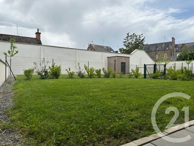 Appartement F5 à vendre - 5 pièces - 106.19 m2 - FOUGERES - 35 - BRETAGNE - Century 21 Gambetta