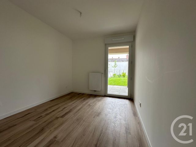 Appartement F5 à vendre - 5 pièces - 106.19 m2 - FOUGERES - 35 - BRETAGNE - Century 21 Gambetta