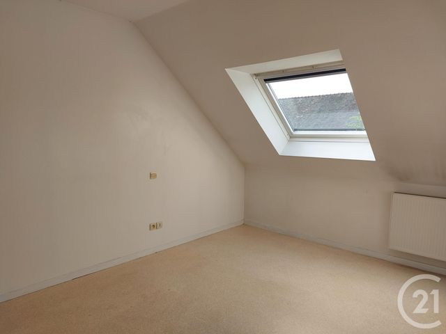maison à louer - 5 pièces - 113.0 m2 - FOUGERES - 35 - BRETAGNE - Century 21 Gambetta