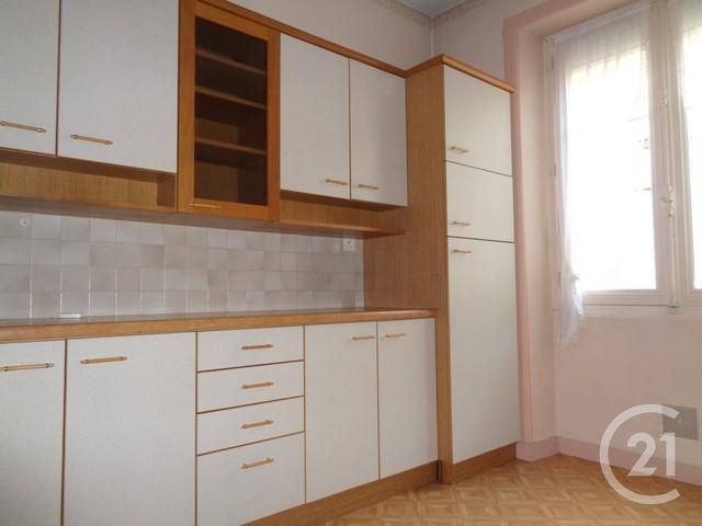 Appartement F3 à louer - 3 pièces - 85.0 m2 - FOUGERES - 35 - BRETAGNE - Century 21 Gambetta