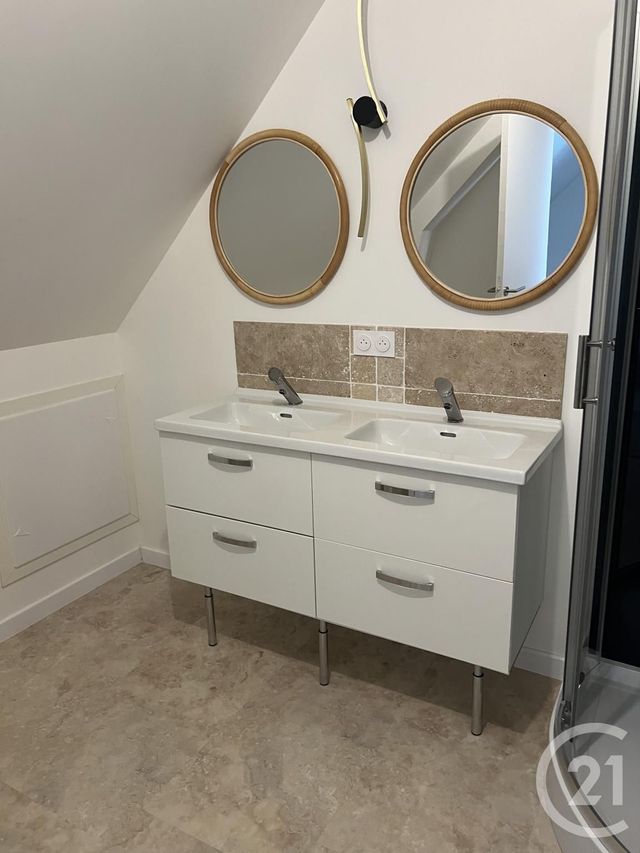 maison à louer - 4 pièces - 100.0 m2 - JAVENE - 35 - BRETAGNE - Century 21 Gambetta