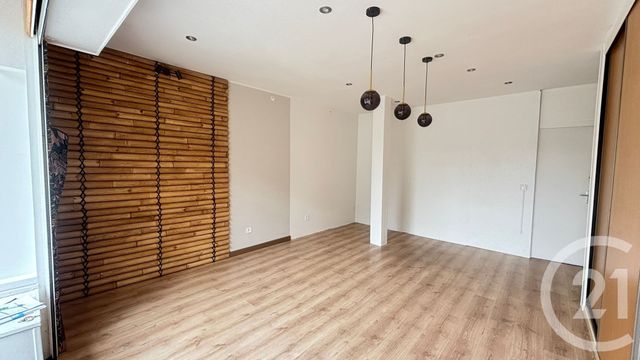 divers à vendre - 30.53 m2 - FOUGERES - 35 - BRETAGNE - Century 21 Gambetta