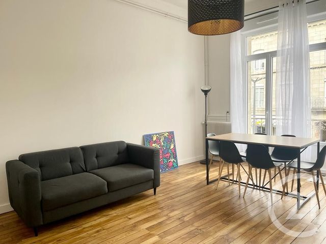 Appartement Chambre à louer - 1 pièce - 16.0 m2 - FOUGERES - 35 - BRETAGNE - Century 21 Gambetta