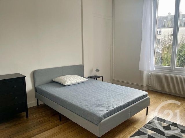 Appartement Chambre à louer - 1 pièce - 16.0 m2 - FOUGERES - 35 - BRETAGNE - Century 21 Gambetta