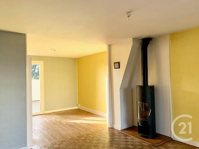 maison à louer - 4 pièces - 90.0 m2 - FOUGERES - 35 - BRETAGNE - Century 21 Gambetta