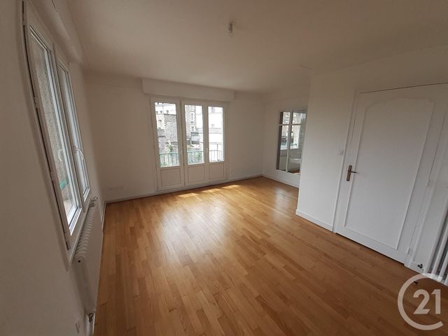 Appartement à louer FOUGERES
