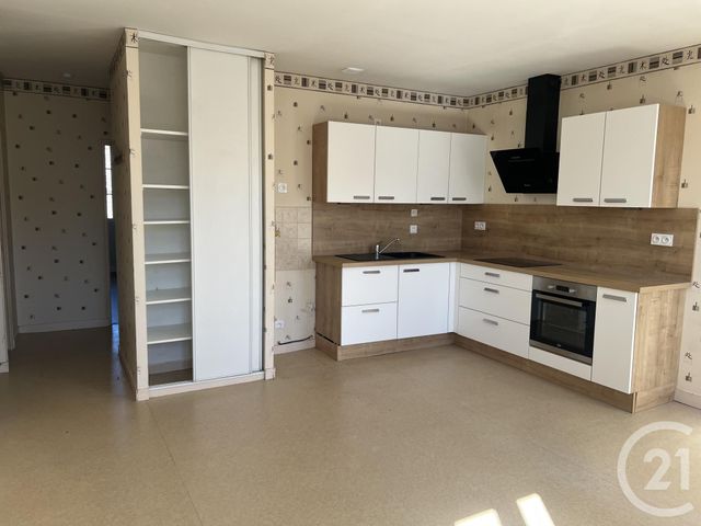 Appartement à louer FOUGERES