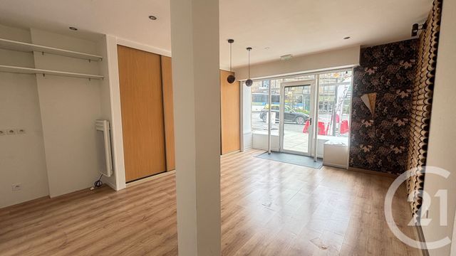 Appartement F1 à vendre - 1 pièce - 30.53 m2 - FOUGERES - 35 - BRETAGNE - Century 21 Gambetta