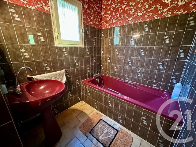 maison à vendre - 4 pièces - 69.79 m2 - ST MARS SUR LA FUTAIE - 53 - PAYS-DE-LOIRE - Century 21 Gambetta