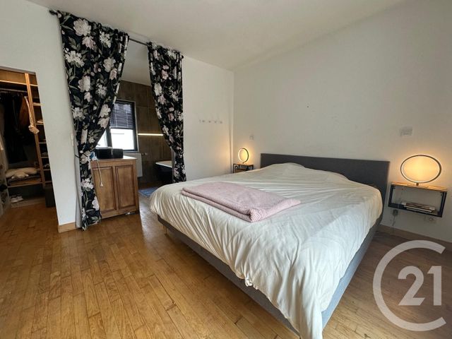 maison à vendre - 8 pièces - 137.55 m2 - FOUGERES - 35 - BRETAGNE - Century 21 Gambetta