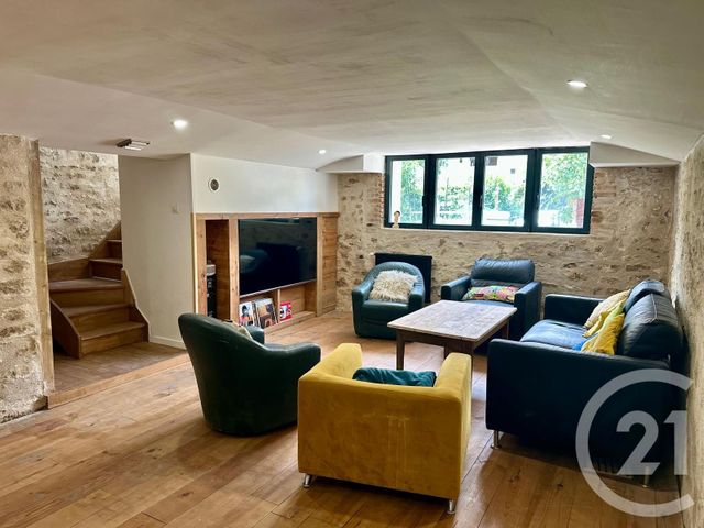 maison à vendre - 8 pièces - 137.55 m2 - FOUGERES - 35 - BRETAGNE - Century 21 Gambetta