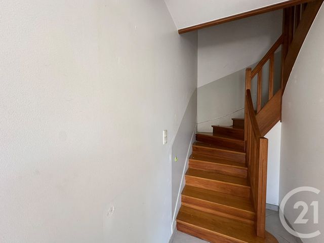 maison à vendre - 5 pièces - 97.35 m2 - ST GERMAIN EN COGLES - 35 - BRETAGNE - Century 21 Gambetta