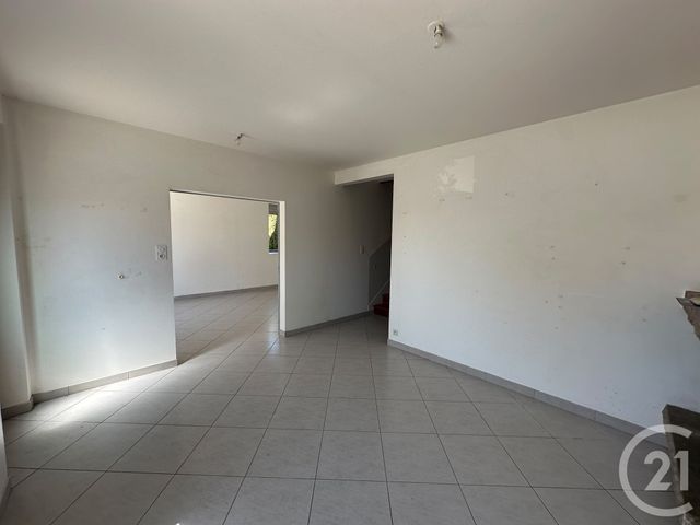 maison à vendre - 5 pièces - 97.35 m2 - ST GERMAIN EN COGLES - 35 - BRETAGNE - Century 21 Gambetta
