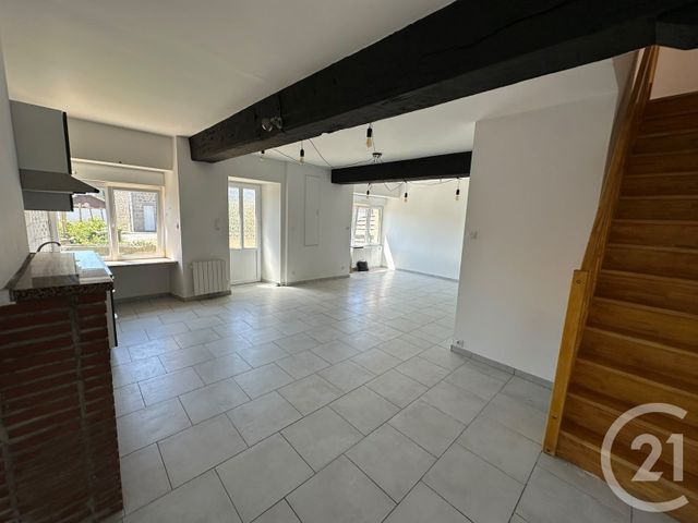 maison à vendre - 3 pièces - 86.13 m2 - ST GERMAIN EN COGLES - 35 - BRETAGNE - Century 21 Gambetta