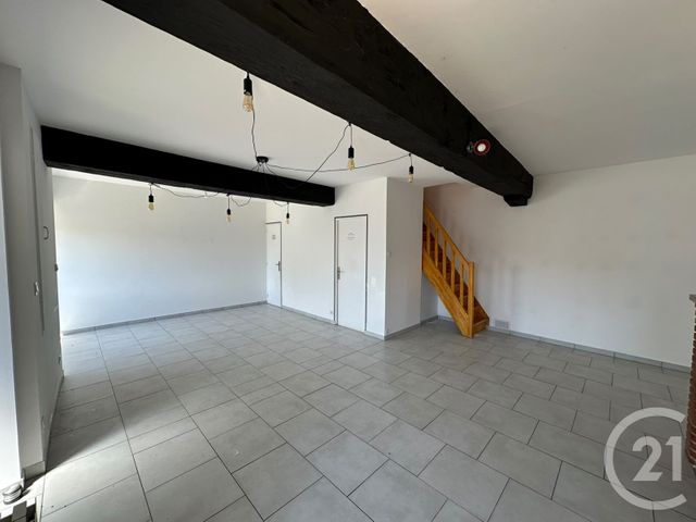 maison à vendre - 3 pièces - 86.13 m2 - ST GERMAIN EN COGLES - 35 - BRETAGNE - Century 21 Gambetta