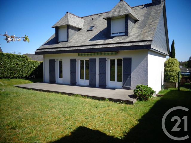 maison à louer - 6 pièces - 137.56 m2 - LECOUSSE - 35 - BRETAGNE - Century 21 Gambetta