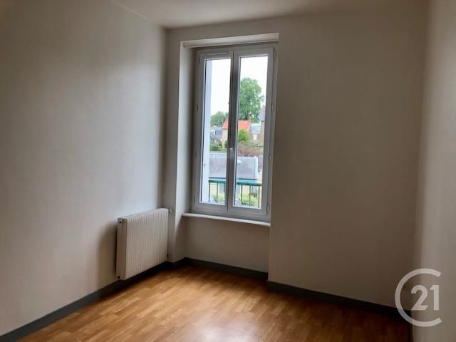 Appartement à louer - 2 pièces - 35.0 m2 - FOUGERES - 35 - BRETAGNE - Century 21 Gambetta