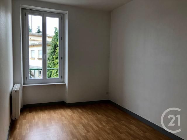 Appartement à louer - 2 pièces - 35.0 m2 - FOUGERES - 35 - BRETAGNE - Century 21 Gambetta