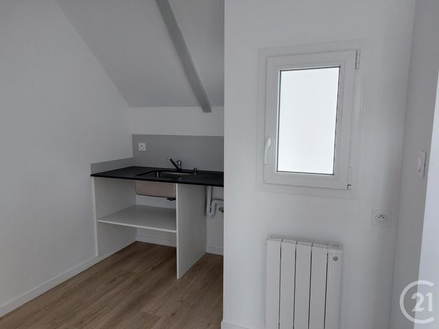 Appartement à louer - 3 pièces - 57.71 m2 - LECOUSSE - 35 - BRETAGNE - Century 21 Gambetta