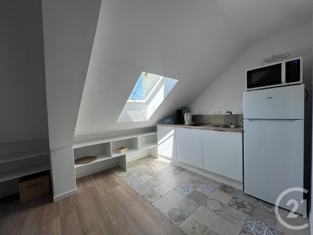 Appartement F2 à louer - 2 pièces - 27.83 m2 - FOUGERES - 35 - BRETAGNE - Century 21 Gambetta