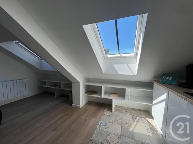 Appartement F2 à louer - 2 pièces - 27.83 m2 - FOUGERES - 35 - BRETAGNE - Century 21 Gambetta