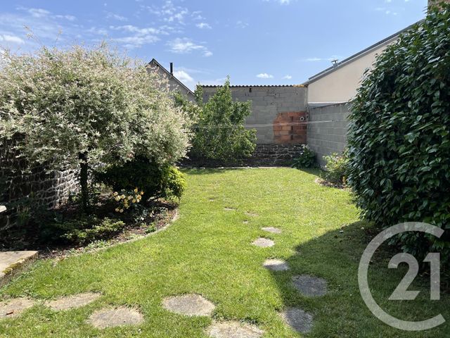 Appartement à louer - 2 pièces - 41.0 m2 - FOUGERES - 35 - BRETAGNE - Century 21 Gambetta