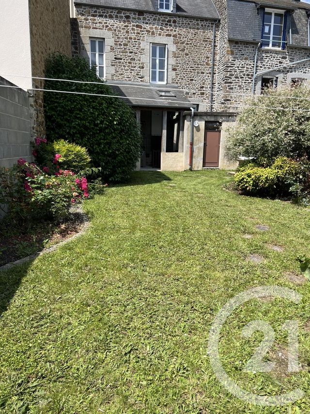Appartement à louer - 2 pièces - 41.0 m2 - FOUGERES - 35 - BRETAGNE - Century 21 Gambetta