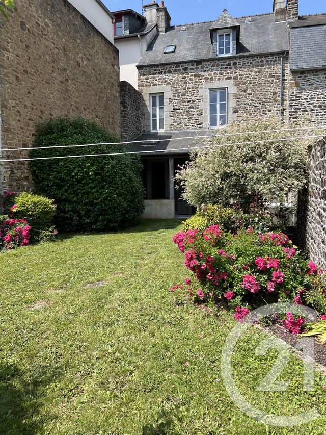 Appartement à louer - 2 pièces - 41.0 m2 - FOUGERES - 35 - BRETAGNE - Century 21 Gambetta