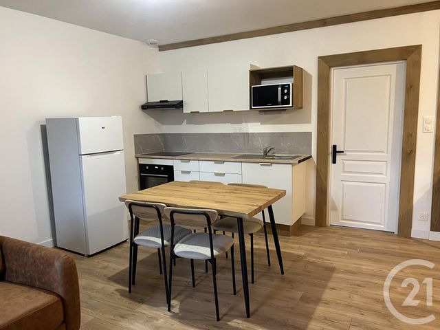 Appartement à louer - 2 pièces - 36.71 m2 - FOUGERES - 35 - BRETAGNE - Century 21 Gambetta