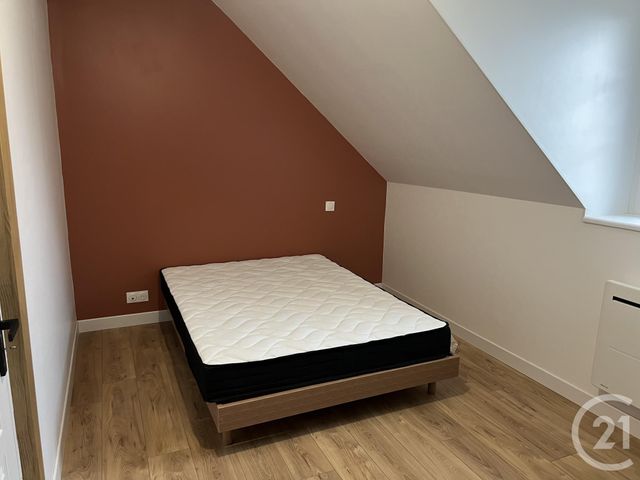 Appartement à louer - 2 pièces - 36.71 m2 - FOUGERES - 35 - BRETAGNE - Century 21 Gambetta