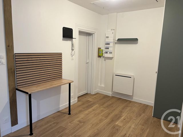 Appartement à louer - 2 pièces - 36.71 m2 - FOUGERES - 35 - BRETAGNE - Century 21 Gambetta
