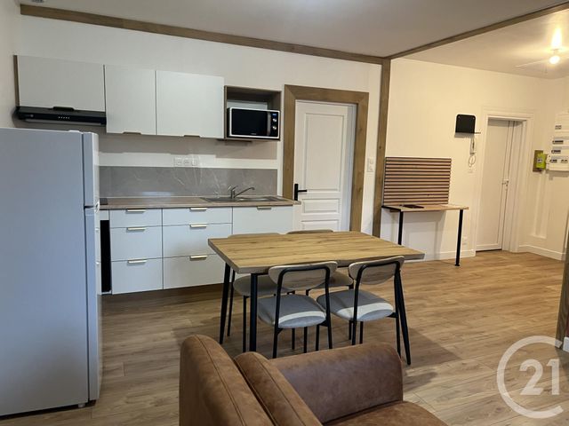 Appartement à louer FOUGERES