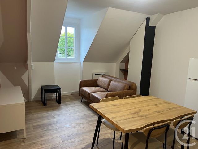 Appartement à louer - 2 pièces - 36.71 m2 - FOUGERES - 35 - BRETAGNE - Century 21 Gambetta