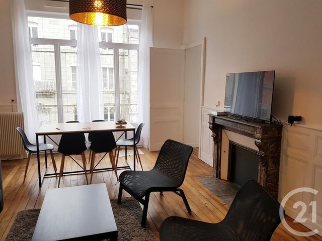 Appartement Chambre à louer - 1 pièce - 19.45 m2 - FOUGERES - 35 - BRETAGNE - Century 21 Gambetta