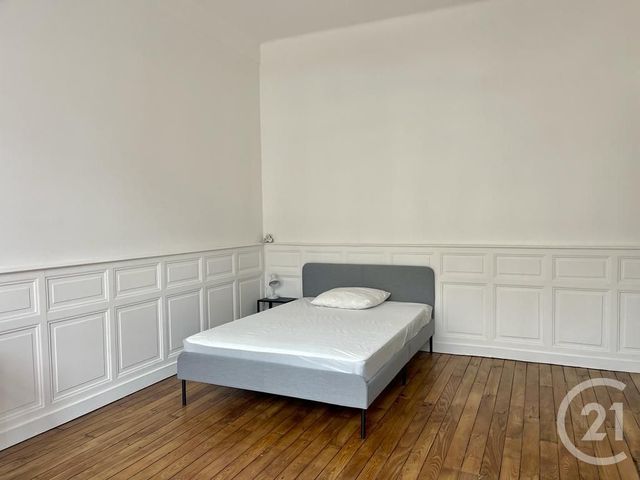 Appartement Chambre à louer - 1 pièce - 19.45 m2 - FOUGERES - 35 - BRETAGNE - Century 21 Gambetta