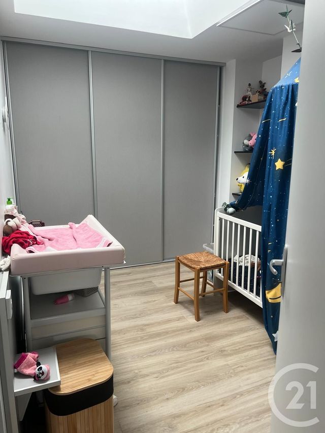 Appartement à louer - 4 pièces - 99.38 m2 - LECOUSSE - 35 - BRETAGNE - Century 21 Gambetta