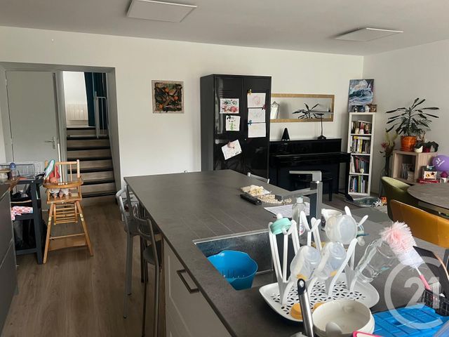 Appartement à louer - 4 pièces - 99.38 m2 - LECOUSSE - 35 - BRETAGNE - Century 21 Gambetta