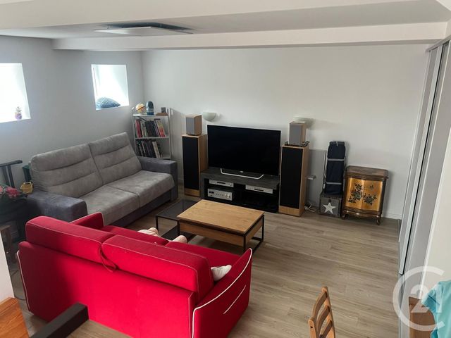Appartement à louer - 4 pièces - 99.38 m2 - LECOUSSE - 35 - BRETAGNE - Century 21 Gambetta