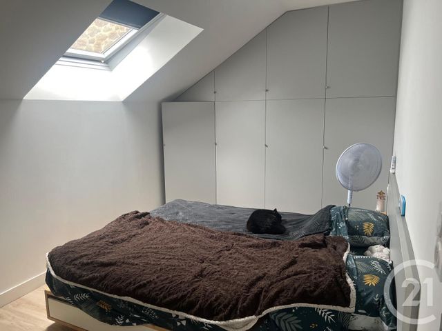 Appartement à louer - 4 pièces - 99.38 m2 - LECOUSSE - 35 - BRETAGNE - Century 21 Gambetta