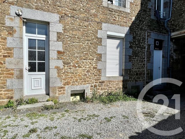 Appartement T1 à vendre - 2 pièces - 48.92 m2 - FOUGERES - 35 - BRETAGNE - Century 21 Gambetta