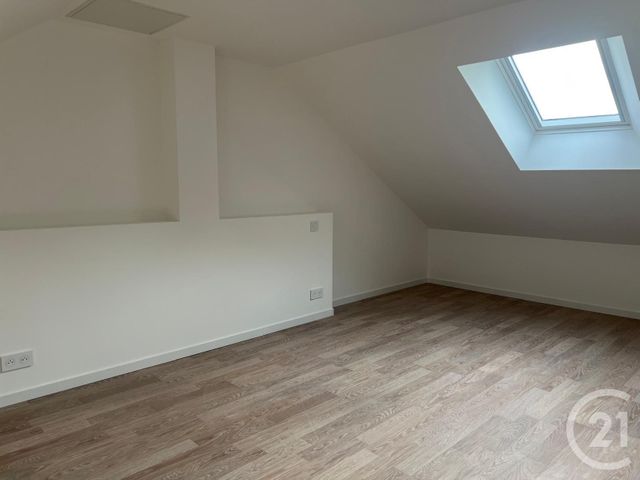 maison à louer - 6 pièces - 156.4 m2 - ROMAGNE - 35 - BRETAGNE - Century 21 Gambetta