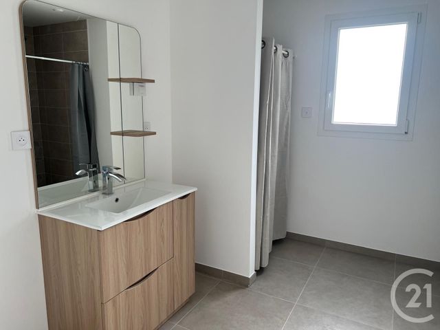 maison à louer - 6 pièces - 156.4 m2 - ROMAGNE - 35 - BRETAGNE - Century 21 Gambetta
