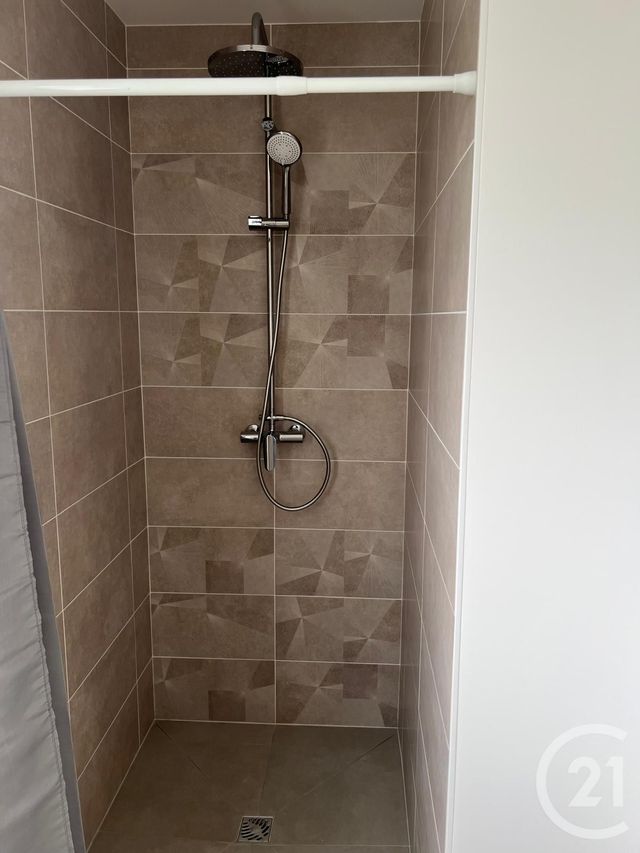 maison à louer - 6 pièces - 156.4 m2 - ROMAGNE - 35 - BRETAGNE - Century 21 Gambetta