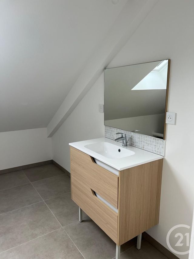 maison à louer - 6 pièces - 156.4 m2 - ROMAGNE - 35 - BRETAGNE - Century 21 Gambetta