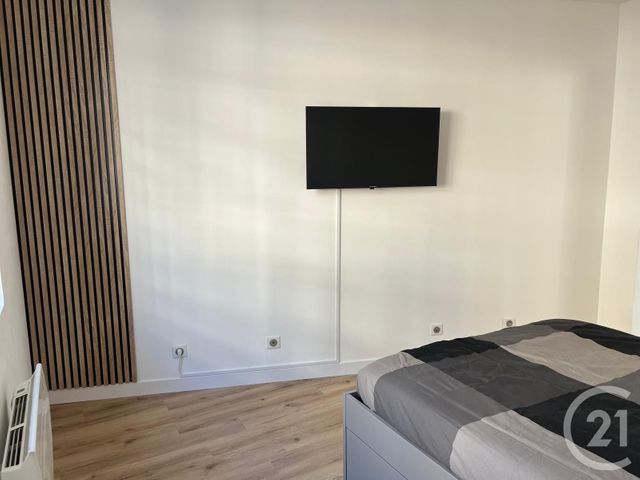 Appartement à louer - 2 pièces - 38.56 m2 - FOUGERES - 35 - BRETAGNE - Century 21 Gambetta